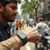 google maps on smartwatch, turn-by-turn navigation on smartwatch, offline maps smartwatch, google maps for Wear OS, smartwatch voice commands