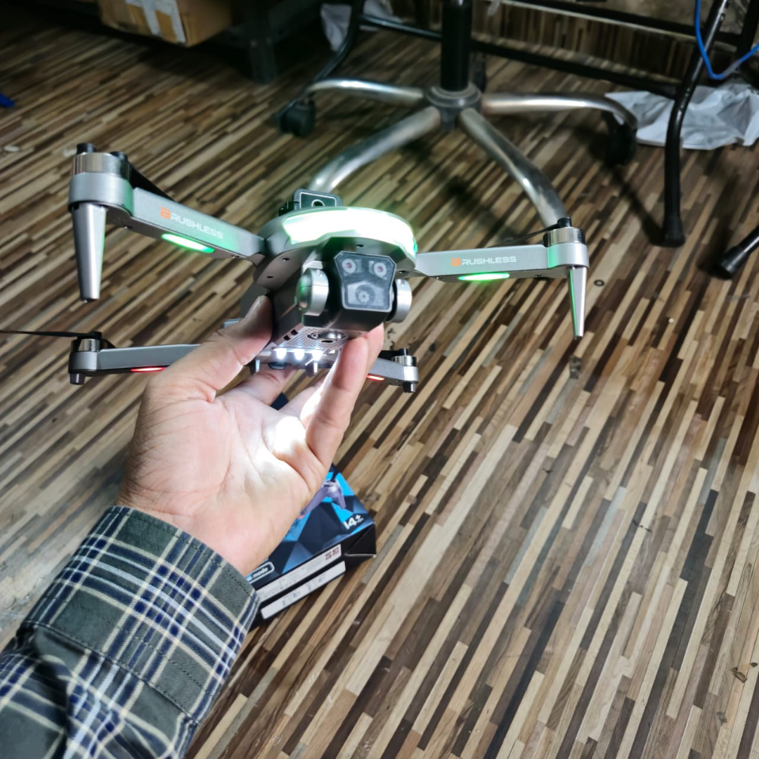 A17 8K Triple Camera Drone – OAS | Brushless Motor