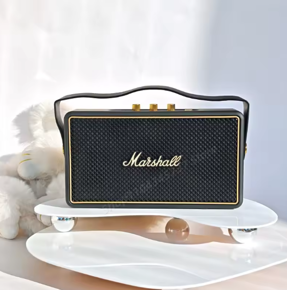 FX M18 Wireless Speaker_2 FX M18 Retro Bluetooth Speaker with Adjustable Bass