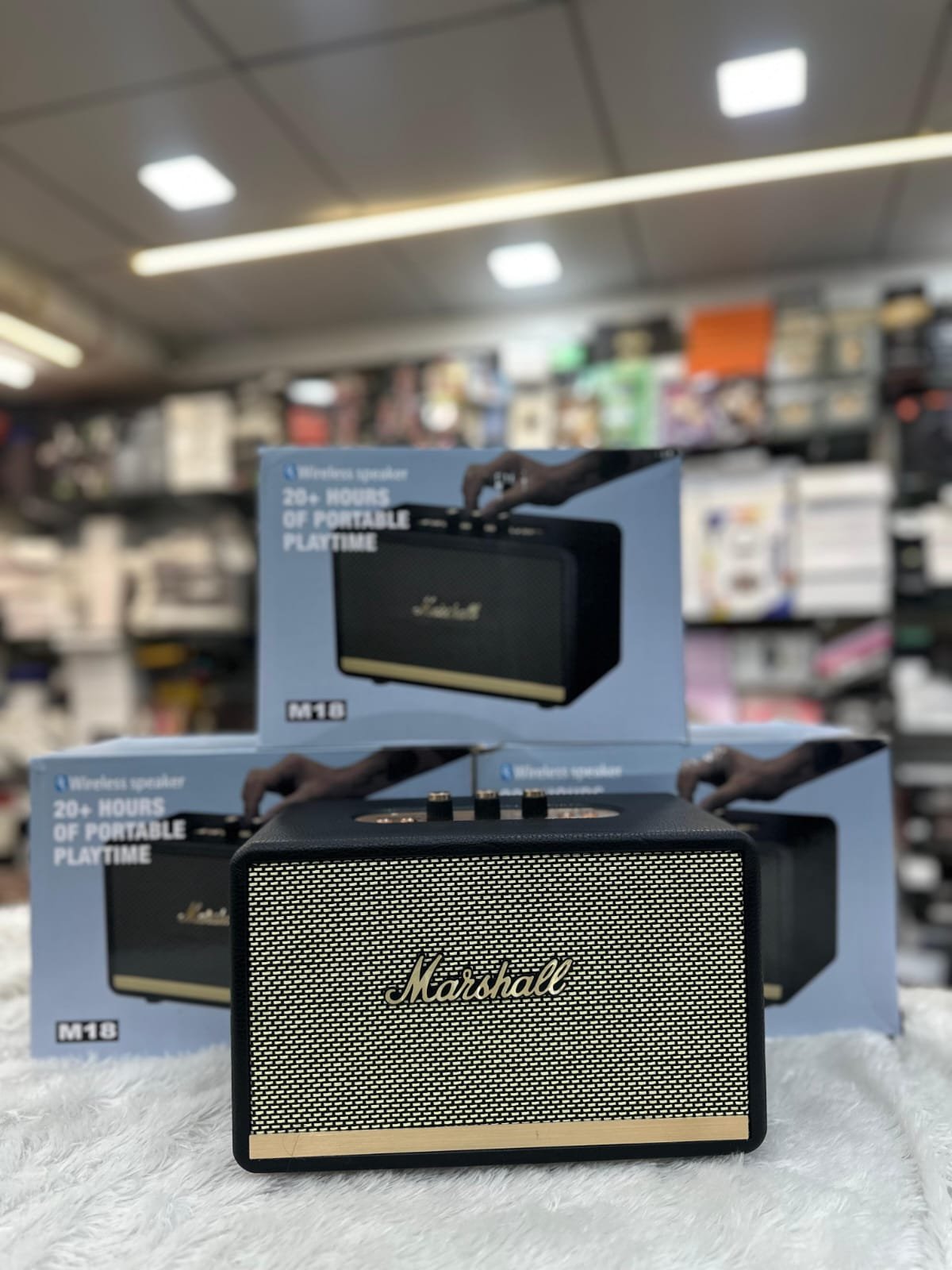 FX M18 Wireless Speaker_44 FX M18 Retro Bluetooth Speaker with Adjustable Bass